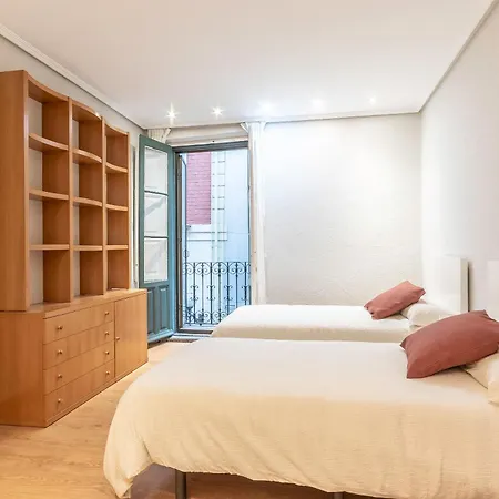Uribitarte Apartment